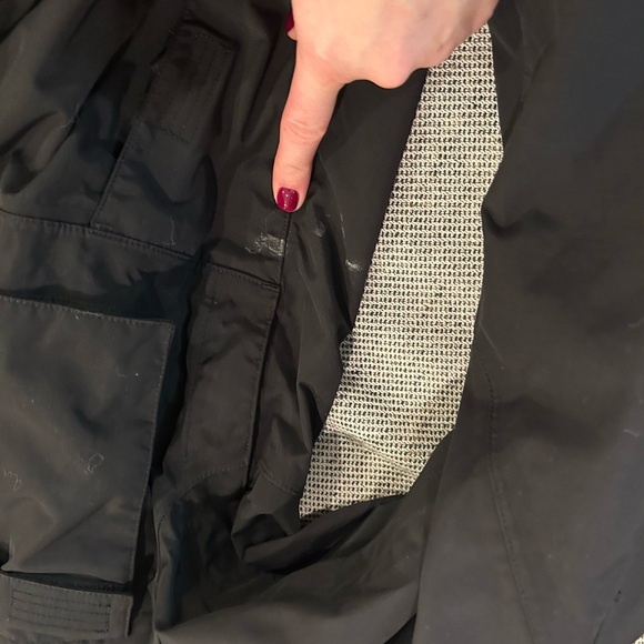 North Face HyVent multi-pocket jacket - Picture 4 of 12